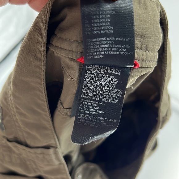 The north face women’s Bermuda shorts women’s 6 - Picture 7 of 7